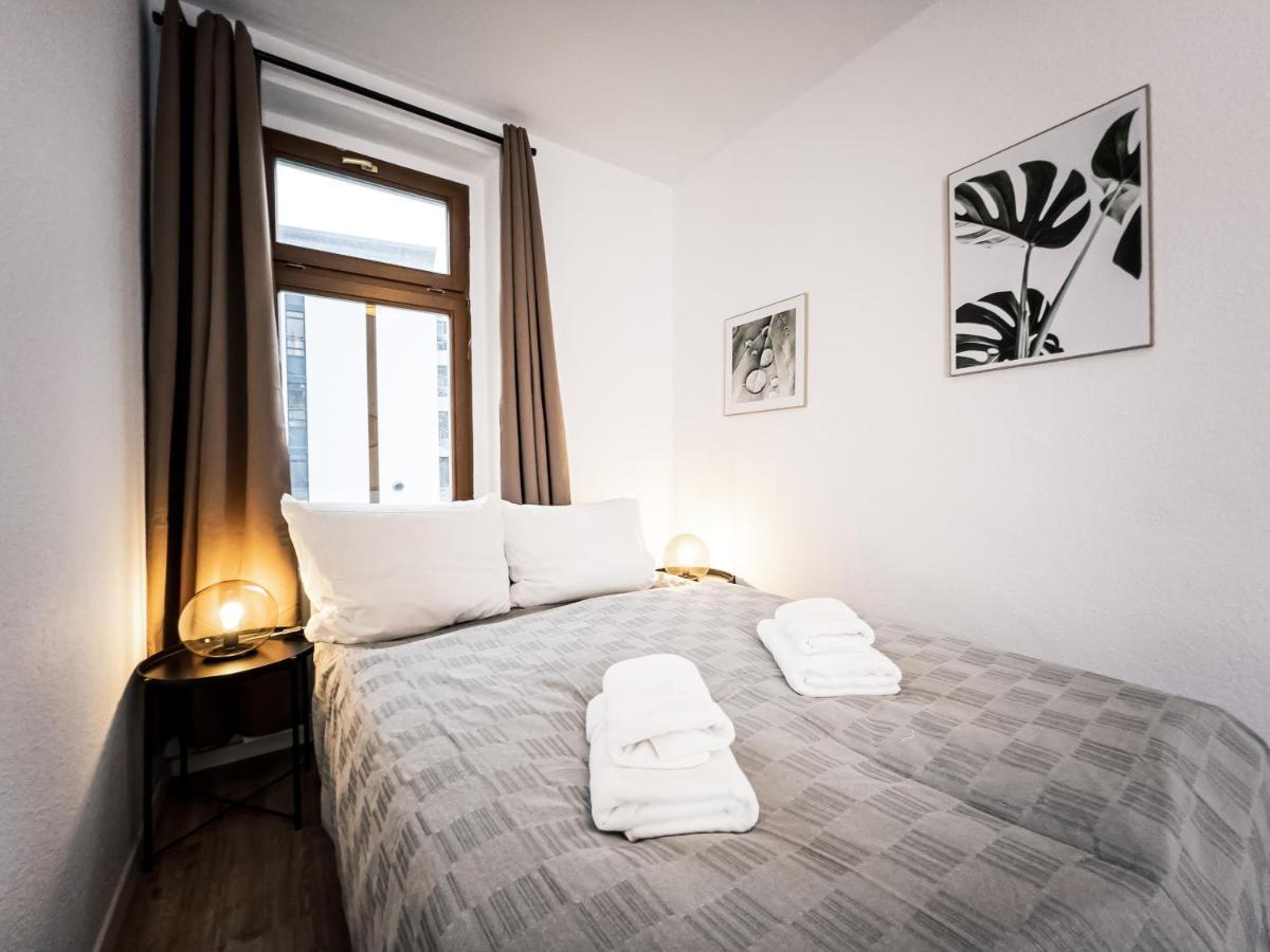 ⋙ Stilvolle Mit 2 Schlafzimmern & Balkon ⋘ Apartment *